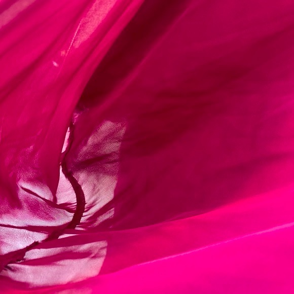 ✨Host Pick✨Silk Wrist Detailed 80’s Style Blouse - Picture 16 of 17